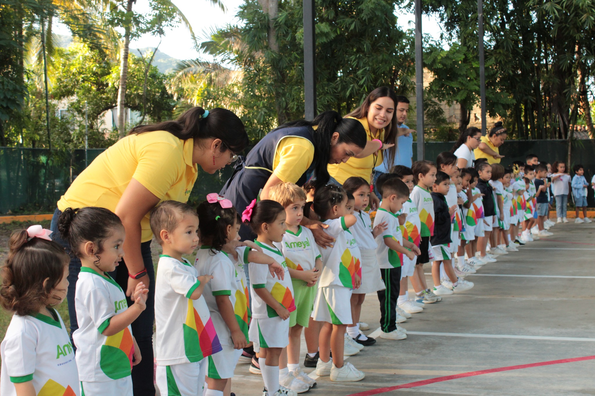 Honores A La Bandera Octubre 2022 - Colegio Ameyali